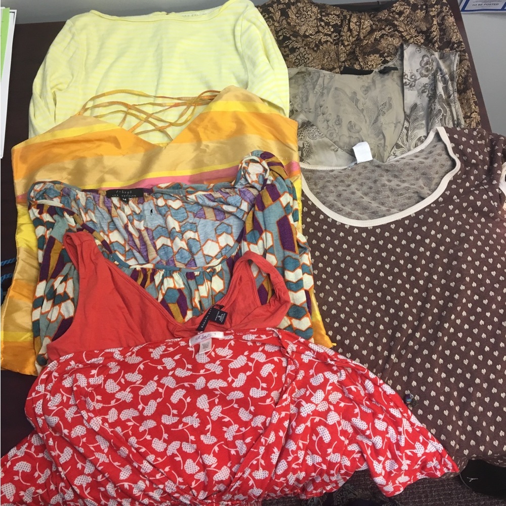 Women’s haul of ten items - Picture 10 of 16